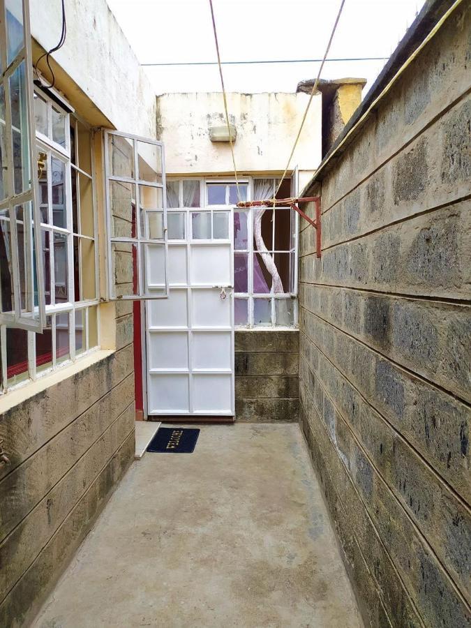 Mdawida Homestay Nairobi Buitenkant foto